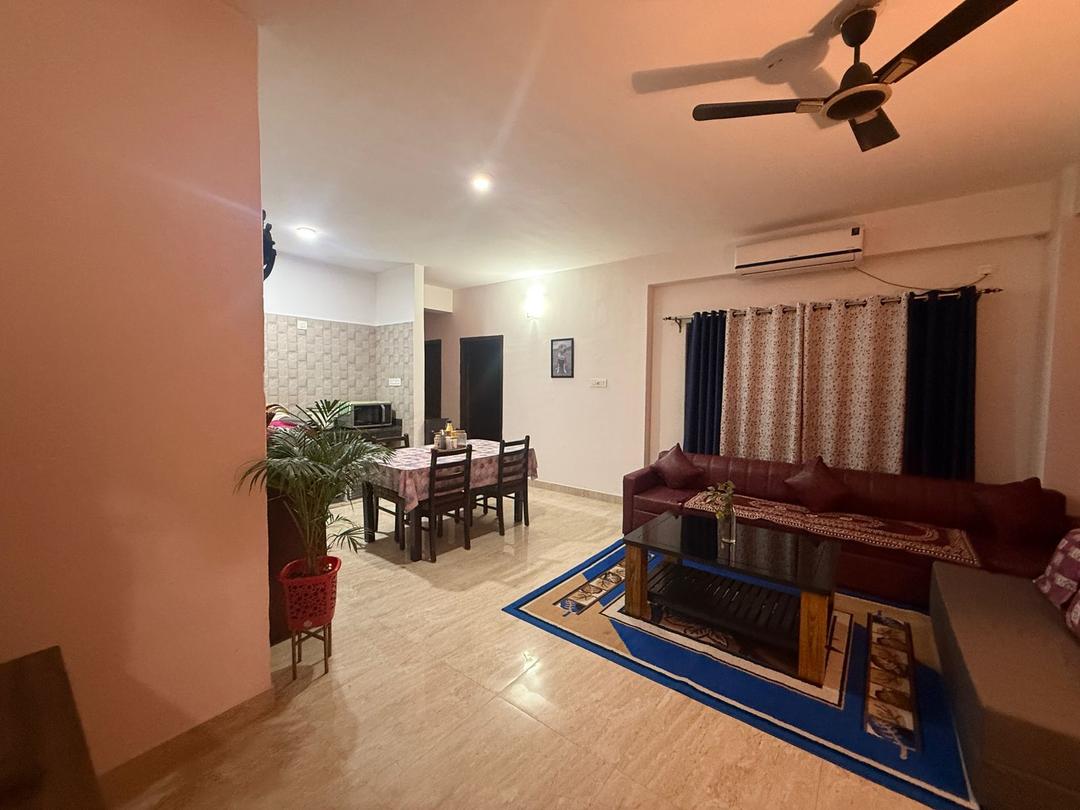 Urbana Apartment
